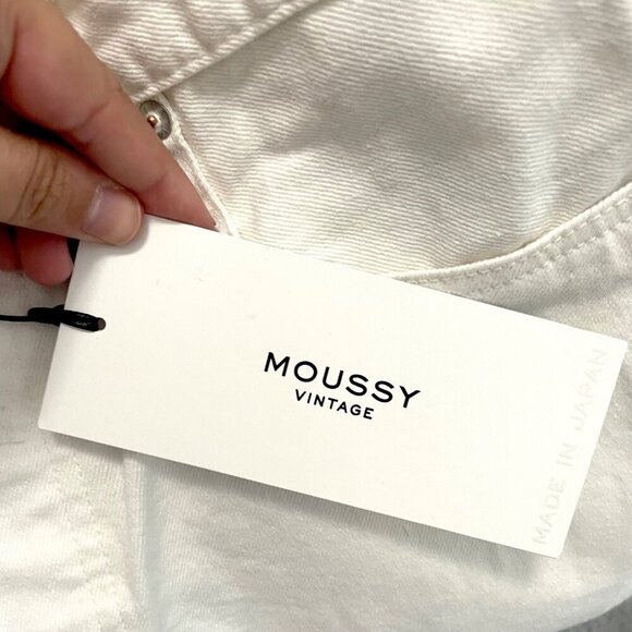 NWT Moussy MV Aurora Wide Straight Crop in White Size 26 - Picture 4 of 9